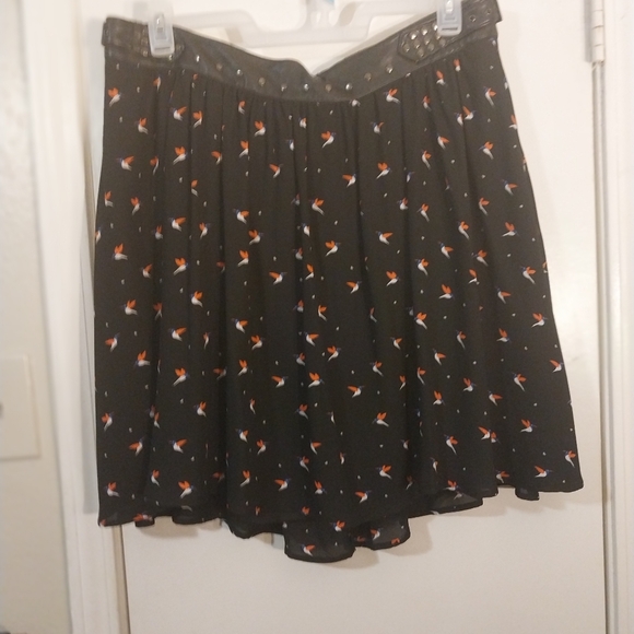 Torrid size 12 hummingbird skirt - Picture 1 of 6
